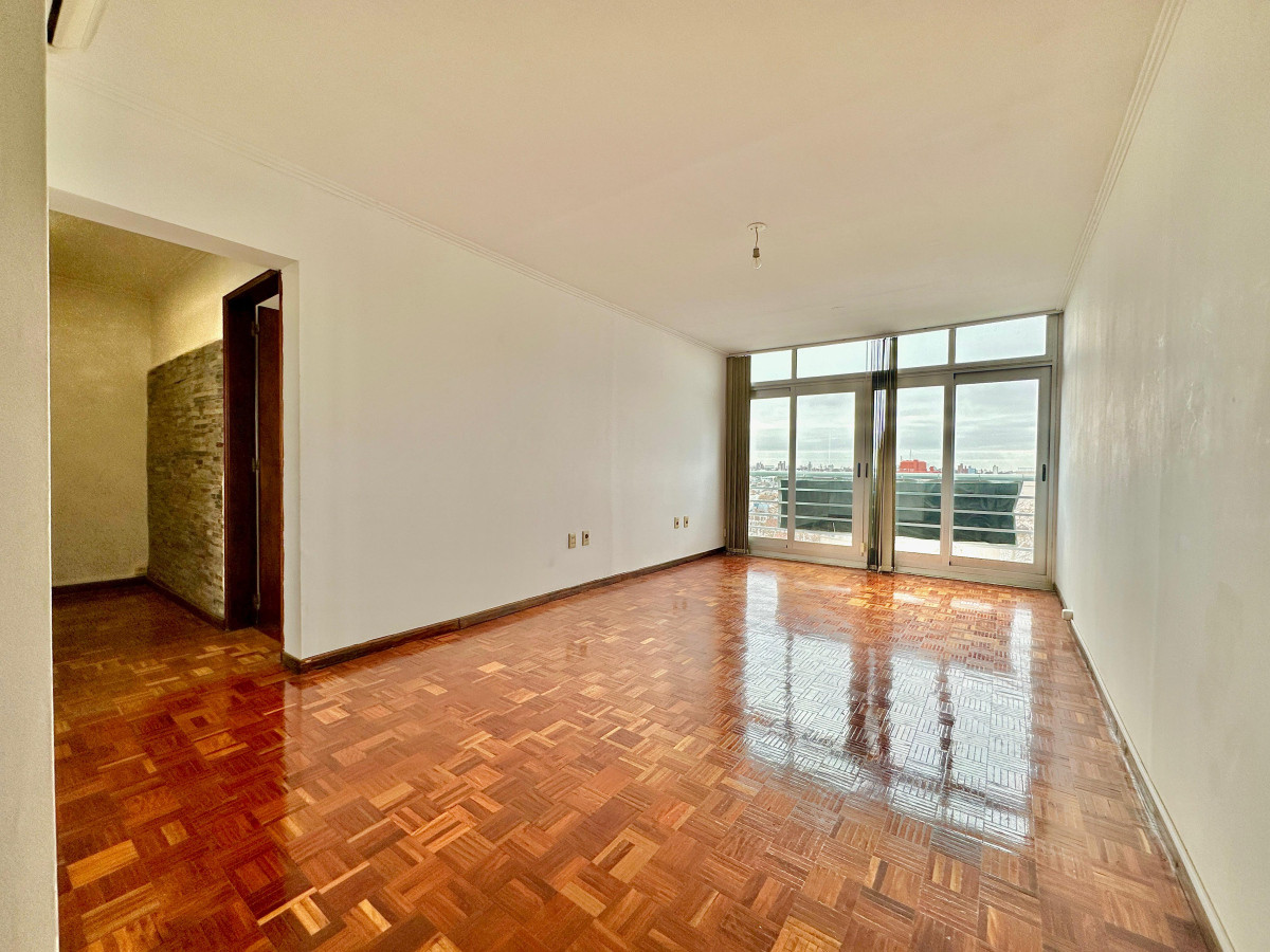 Venta Apartamento 2 Dormitorios 2 Baños Garage Pocitos Montevideo