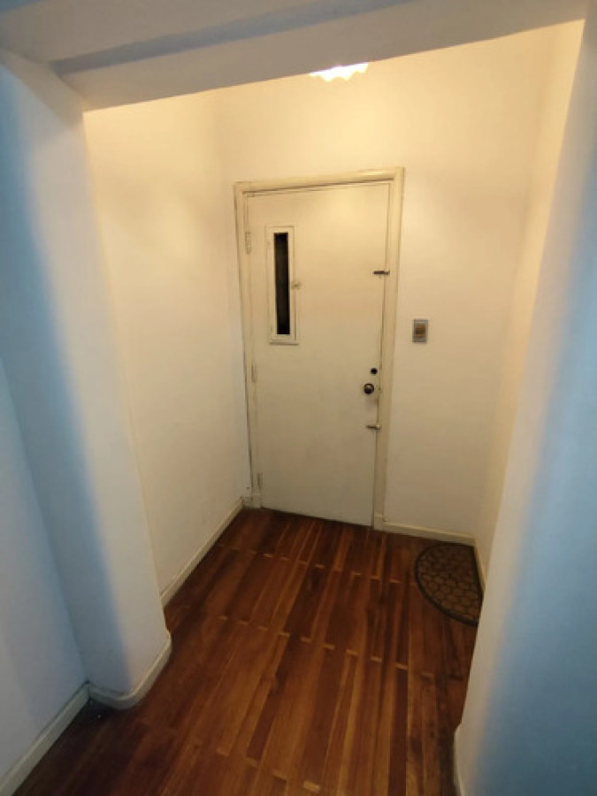 Alquiler Apartamento 3 Dormitorios. Centro, Montevideo