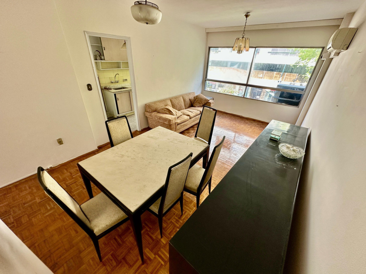 Venta Apartamento 1 Dormitorio con Amplio Patio Cordon Montevideo