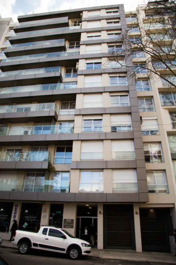Alquiler Apartamento 2 Dormitorios Piso 7 Cordon Sur Montevideo