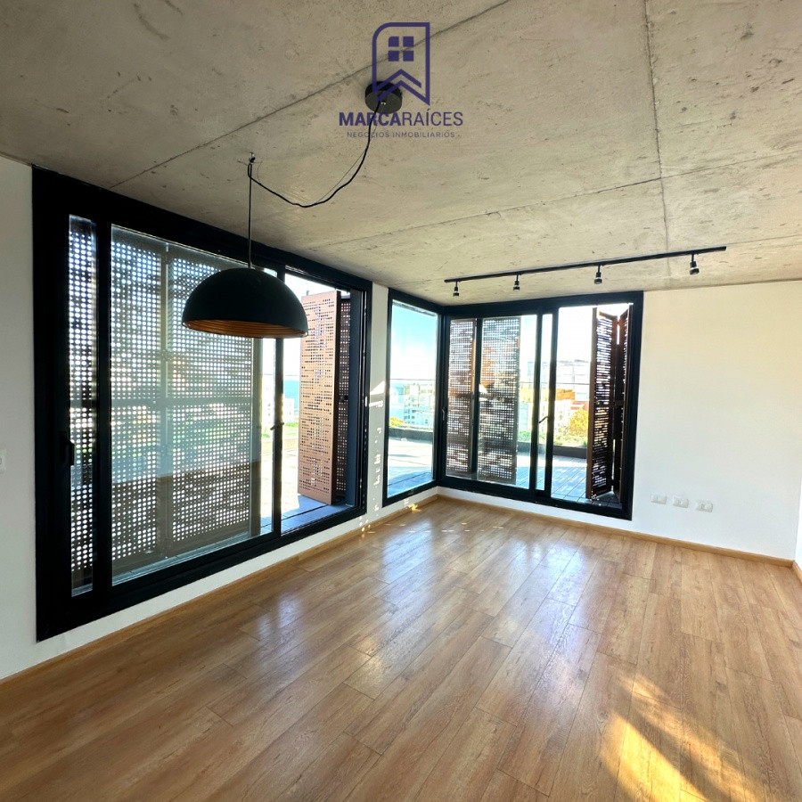 Alquiler Apartamento penthouse 2 Dormitorios Centro Montevideo