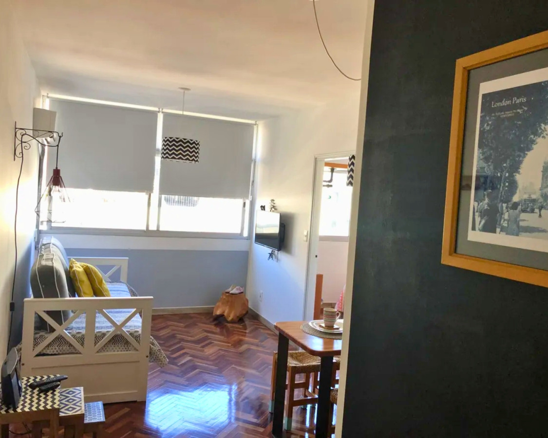 Alquiler Apartamento 1 Dormitorio Amoblado Centro Montevideo