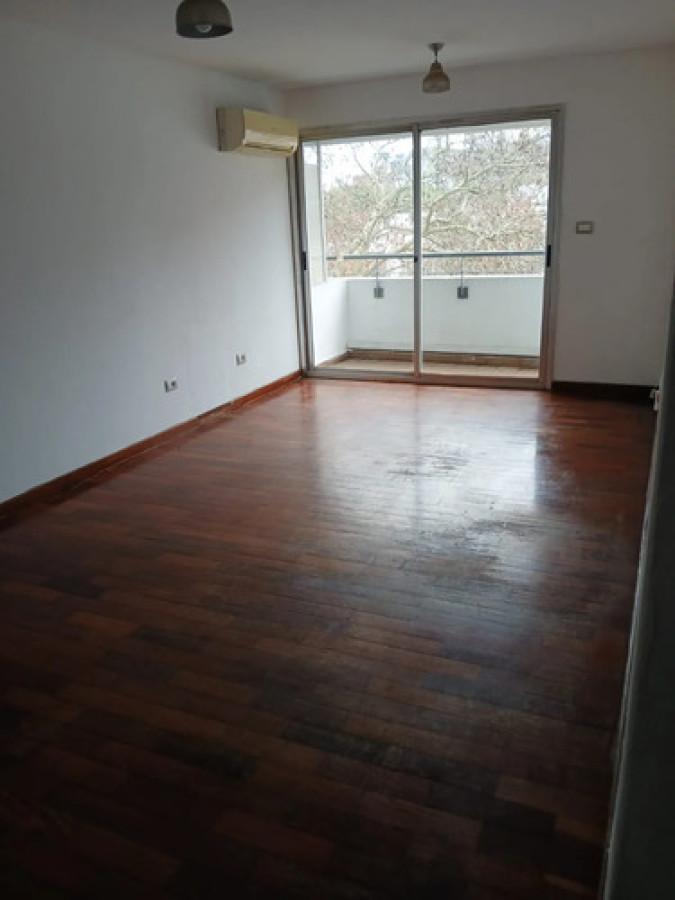 Alquiler Apartamento 2 Dormitorios. Tres Cruces, Montevideo
