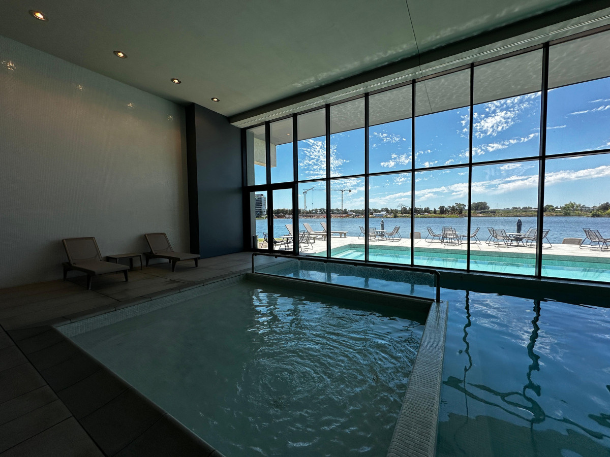 Venta Villa Casa De 3 Pisos Con 3 Dormitorios En Carrasco Boating En Construcción Lagos de Carrasco Canelones