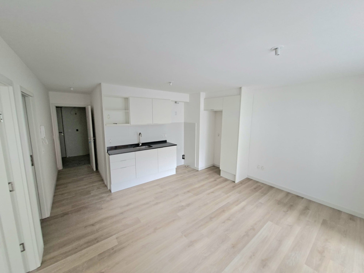Venta Apartamentos en Obra Entrega Abril 2026 1 y 2 Dormitorios Cordon Sur Montevideo