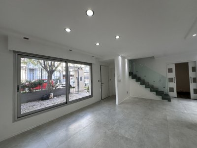 Alquiler Casa 4 dormitorios garage doble patio y jardin Pocitos Nuevo Montevideo