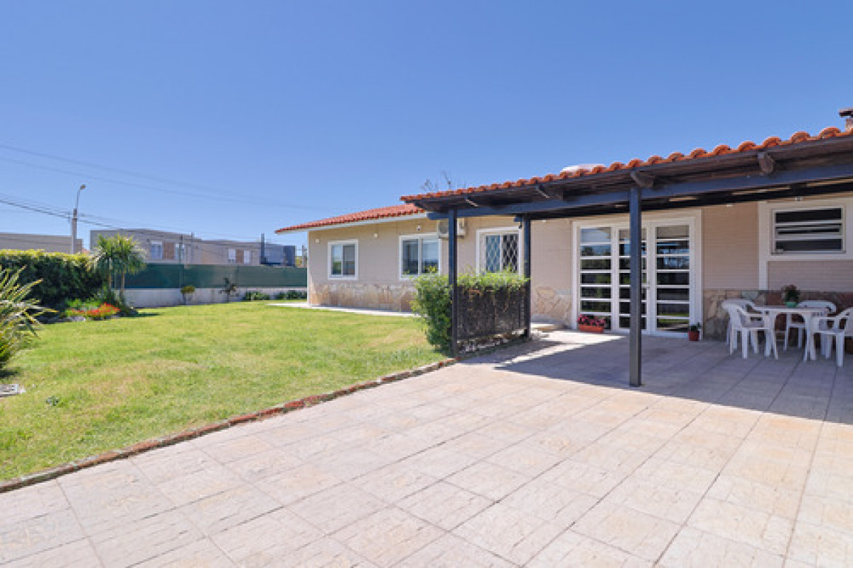 Casa Venta 3 Dormitorios 2 Baños Doble Garage Sur de Carrasco (San Jose de Carrasco)