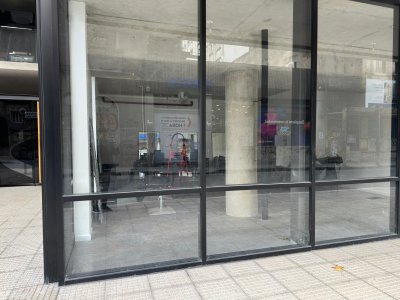 Venta local comercial nuevo con excelente renta en Cordon Montevideo