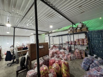 Alquiler Local Depósito Oficina Batlle Berres Belvedere  Nuevo París Montevideo