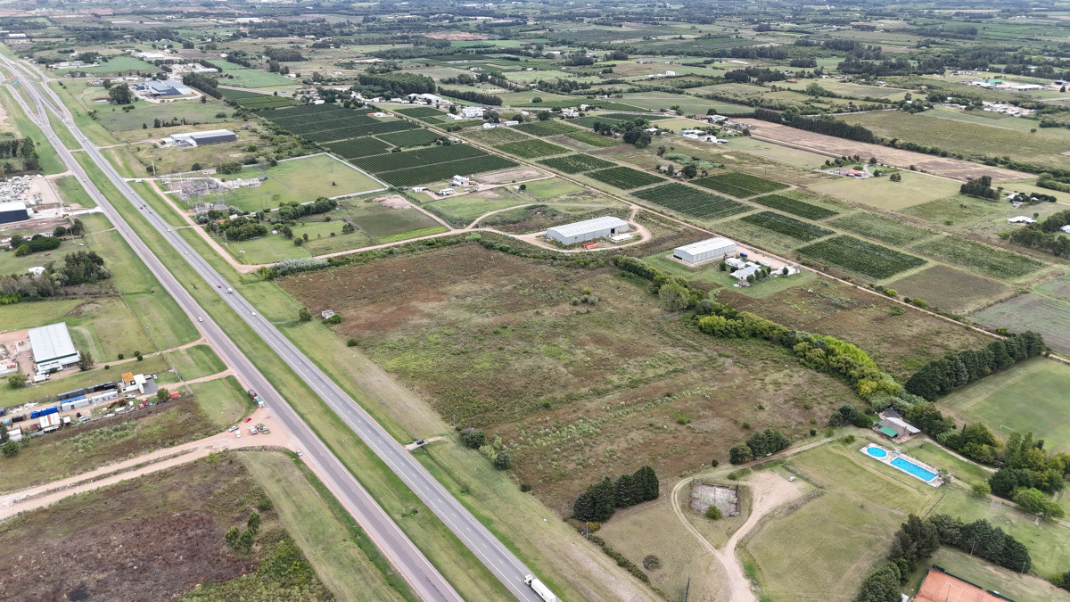 Venta Terreno Lote Logistico 5,4 Hectáreas Sobre Ruta 5 Las Piedras Canelones Uruguay