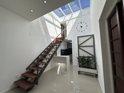 Venta casa ph 3 dormitorios entrada independiente con terraza cerca del Antel Arenas Montevideo