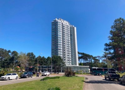 Apartamento con dormitorio abierto en Ocean Drive Country