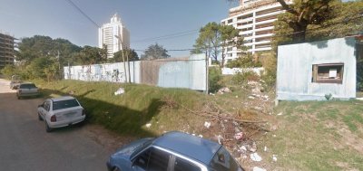 Excelente Lote en Venta en  Zona Residencial de Playa Brava