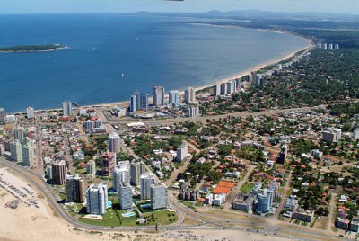 Lote para edificar edificio en la Playa Mansa