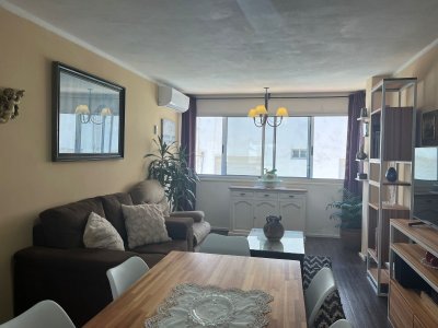 VENDO APARTAMENTO, 2 DORMITORIOS, 2 BANOS, GARAJE, PENINSULA, PUNTA DEL ESTE, MALDONADO 