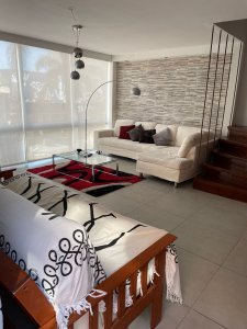 VENDO APARTAMENTO DUPLEX, 3 DORMITORIOS, PENINSULA, PUNTA DEL ESTE
