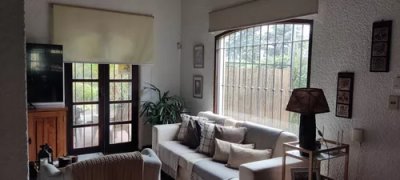 VENDO CASA, 3 DORMITORIOS, 2 BAÑOS, GARAGE, PATIO, PARRILLERO, PINARES ,MALDONADO, MALDONADO 