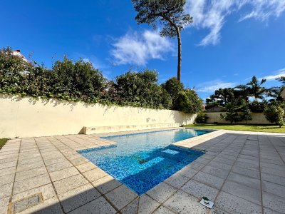 Venta Apartamento, 1 Dormitorio, Balcón, Garaje, Amenities, Punta del Este, Maldonado