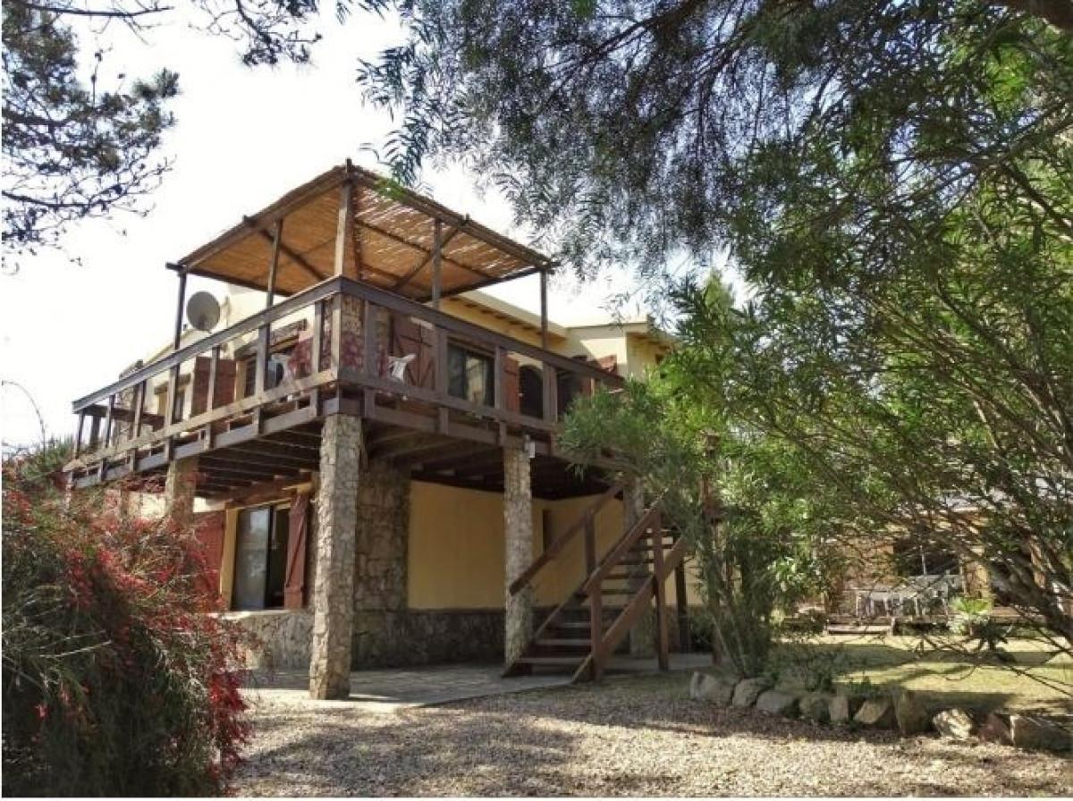 Hermosa Casa a 500m de Playa La Viuda - Punta del Diablo