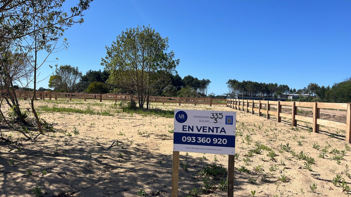 Terreno 3 en Distrito - Entrega U$D3.500 Punta del Diablo
