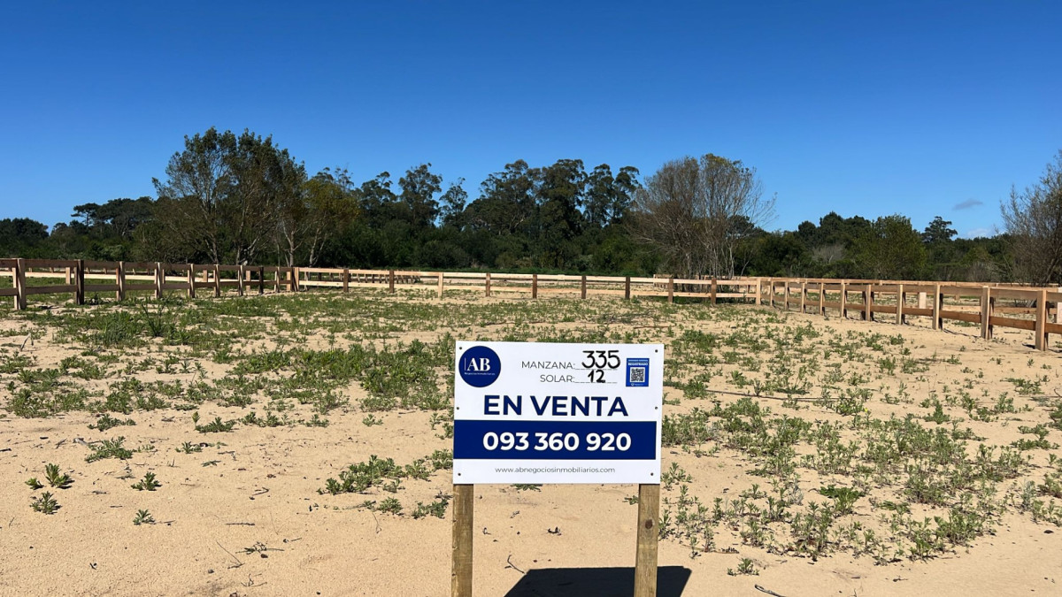 Terreno 12 en Distrito - Entrega U$D3.500 Punta del Diablo
