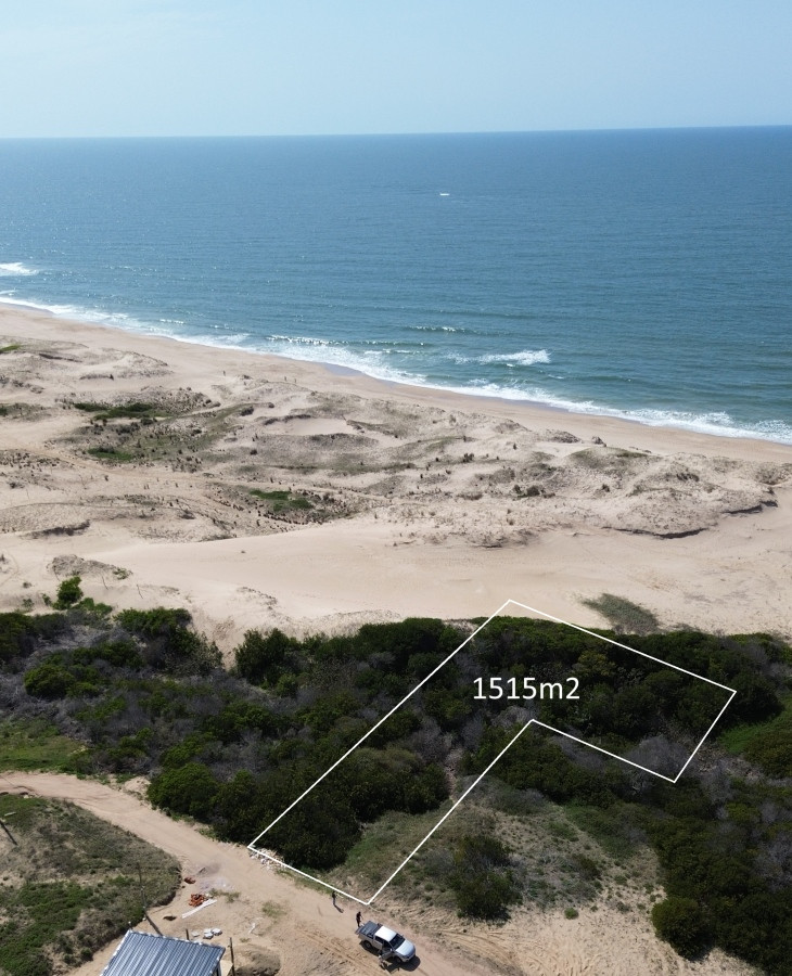 Lote de 1500m2 - 1ra línea Playa La Viuda - Punta del Diablo