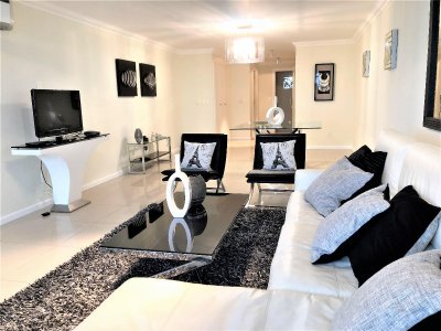 Imperiale apartamento en alquiler anual 3 dormitorios Playa Brava Punta del Este