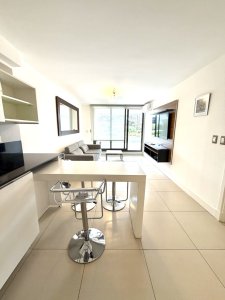 Un dormitorio y medio gran terraza con parrillero en Punta del Este. Full amenities 