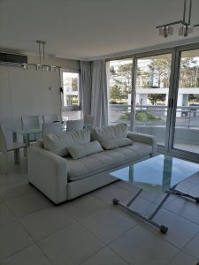 Apartamento en alquiler 2 dormitorios -Ocean Drive Punta del Este