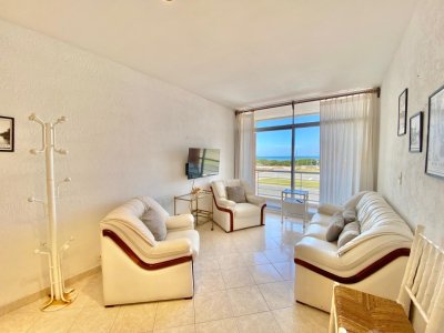 Apartamento frente al mar de dos dormitorios