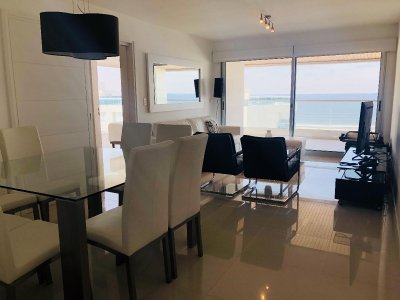 Icon Brava Apartamento en alquiler temporal 3 dormitorios  Playa Brava Punta del Este