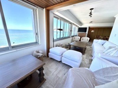 Apartamento de 3 dormitorio con vista en Peninsula. Edificio Van Gogh