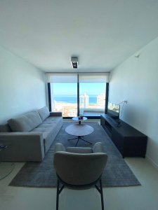 Alquiler anual edificio con amenititis. Vista al mar 1 dormitorio Punta del Este