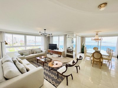 Apartamento Millenium  3 dormitorios y sevicio Playa Mansa Punta del Este alquiler anual frente al mar