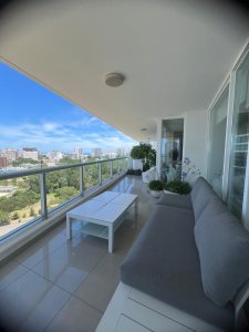 Apartamento en Alquiler en torre One I de 3dormitorios