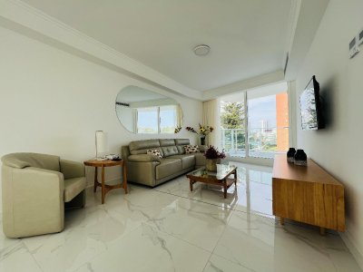 Paramount apartamento alquiler anual 2 dormitorios Punta del Este