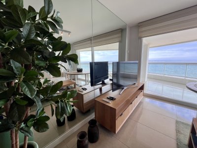 Alquiler de invierno en torre Aquarela. 3 dormitorios en suite y vista al mar. 