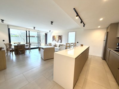 Sense Manantiales en venta Apartamento 3 dormitorios con jardín