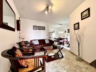 Apartamento en venta 1 dormitorio frente a la playa. Punta del Este.
