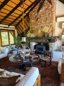 Casa de tres dormitorios en venta Pinares Punta del Este.- 