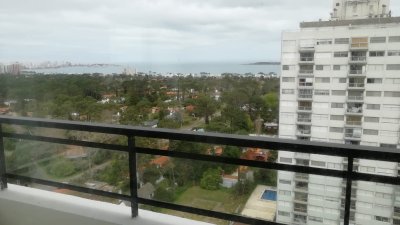 Apartamento en Venta, 3 dormitorios, 2 baños