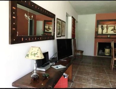Hermoso Apartamento en Venta - 1 dormitorio y medio - Frente al mar 