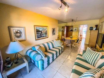 Se vende Apartamento de 3 dormitorios y 2 baños Punta del este 