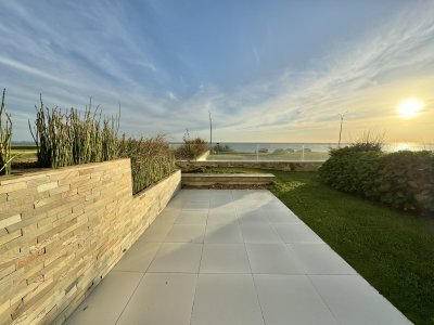 LUMIERE PUNTA DEL ESTE 2 DORMITORIOS Y DEPENDENCIA EN VENTA MANSA PUNTA DEL ESTE
