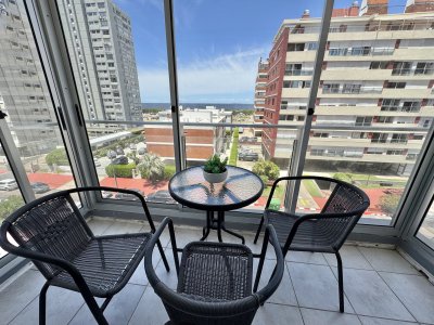 ALQUILER TEMPORARIO Y ANUAL DE APARTAMENTO DE 2 DORMITORIOS EN BRAVA PUNTA DEL ESTE 