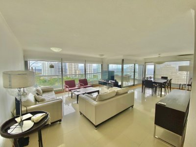 MARIGOT ROOSEVELT PUNTA DEL ESTE VENTA DE APARTAMENTO DE 3 DORMITORIO 