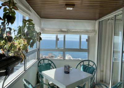 VENTA DE APARTRAMENTO DE 3 DORMITORIOS EN PENINSULA PUNTA DEL ESTE CON VISTA AL MAR