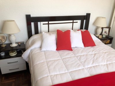 VENTA DE APARTAMENTO DE 1 DORMITORIO EN CENTRO DE MALDONADO 
