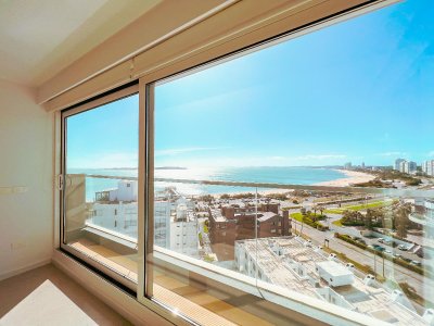 VENTA DE APARTAMENTO DE 3 SUITES EN ALEXANDER COLLECTION PUNTA DEL ESTE 