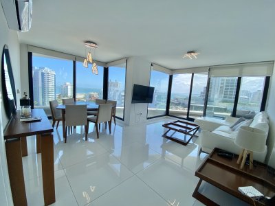 VENTA DE APARTAMENTO DE 3 SUITES EN EDIFICIO ARTOWER PUNTA DEL ESTE